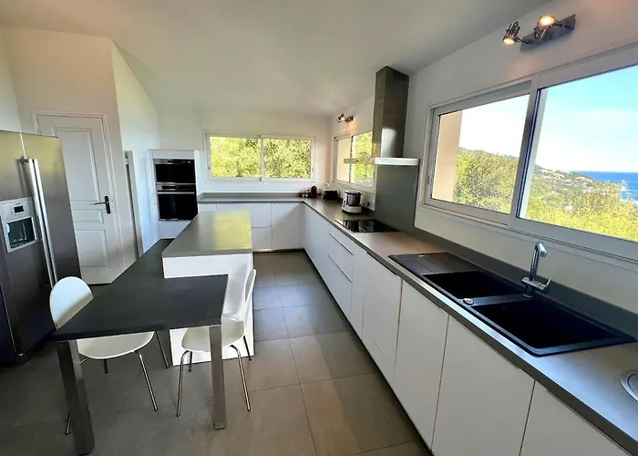 With Pool, Sea View, Ste Lucie De Porto-vecchio Villa Conca